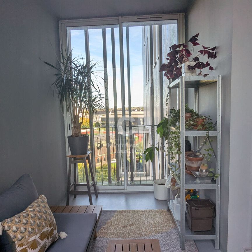 Appartement Nantes 2 pièce(s) Meublé / Ile de Nantes - Loggia - Photo 1