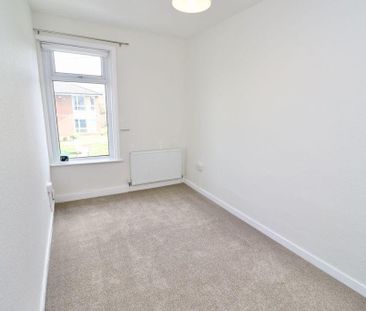 3 bedroom apartment to rent - Photo 2