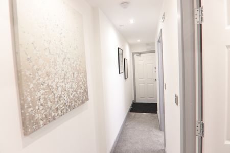 Flat 114, Green Lane, Yeadon, Leeds, LS19 7GP - Photo 4