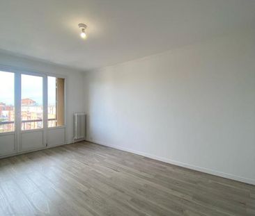 Location Appartement 3 pièces 65m² LIVRY GARGAN 93190 - Photo 1