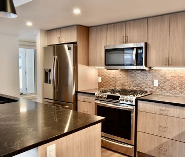 For Lease - 3-103 Tree Tops Lane, Huntsville, Ontario - Photo 5