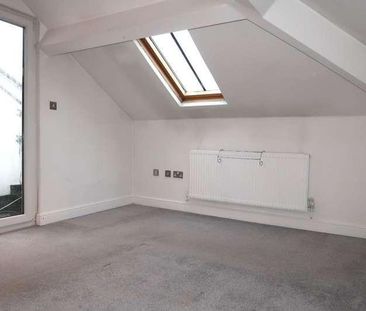 Belle Vue Court Apartments, Albert Road, Penarth, CF64 - Photo 3