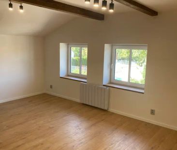 Pronájem zrekonstruovaného bytu 2+kk, 49 m - Fotografie 1