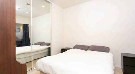 Spacious UNFURNISHED Apartment on Wakefield - Photo 2