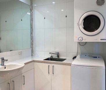 8/387 Cavendish Road, Coorparoo QLD 4151 - Apartment For Rent | Domain - Photo 3