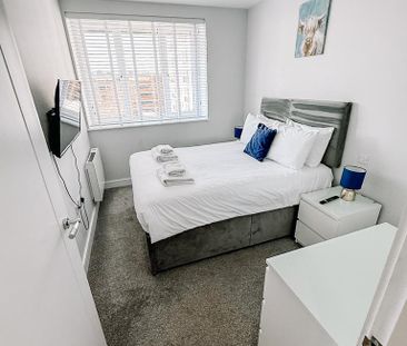 1 bedroom flat to rent - Photo 2