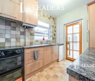 2 bedroom terraced house to rent - Photo 6