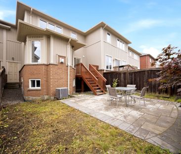 For Lease - 37 Stoyell Drive, Richmond Hill, Ontario - Photo 4