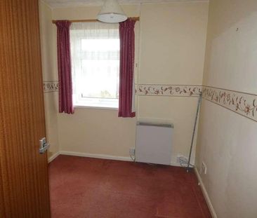 Salisbury Way, Thetford, IP24 - Photo 2