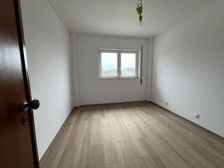 Apartamento T2+1 situado em Azurva - Photo 2