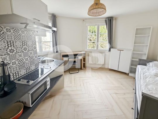 Location Appartement 1 pièce Meublé 15m² SENLIS 60300 - Photo 1
