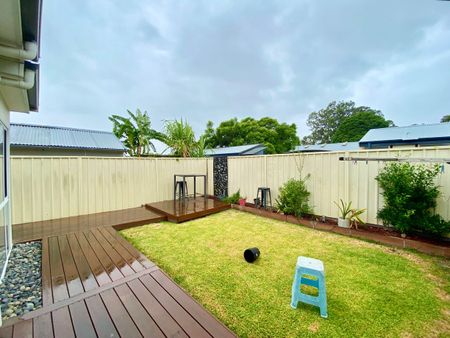 20 Byrd Street, Canley Heights, NSW 2166 - Photo 2