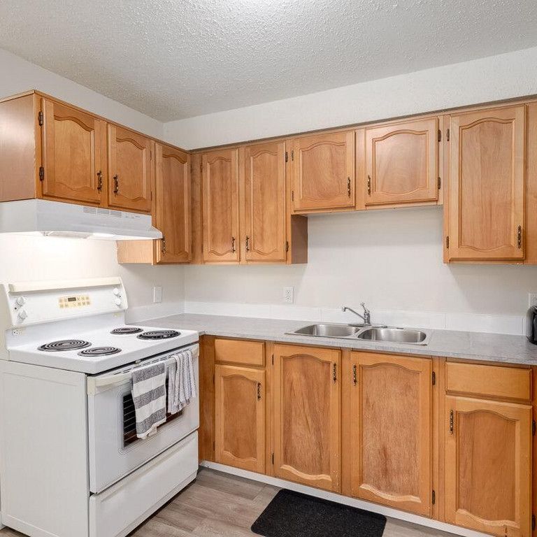 2 Bedroom - Photo 1