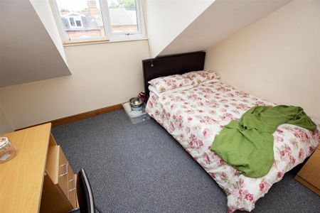 6 bedroom house to rent - Photo 3