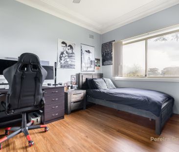 Renovated Home with Pool - Photo 4