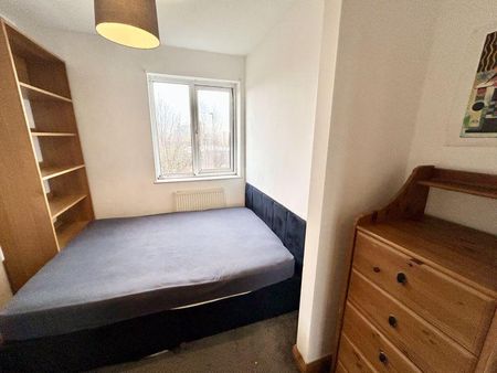 3 bedroom maisonette to rent - Photo 4