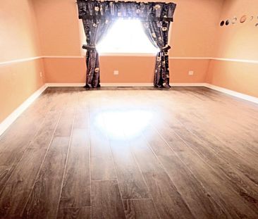 For Lease - 15 Amulet Crescent, Richmond Hill, Ontario - Photo 1