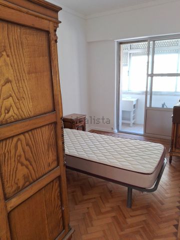 Apartamento em Estrada de Benfica, São Domingos de Benfica - Photo 3
