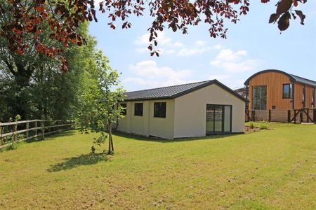 2 bedroom detached bungalow to rent - Photo 5