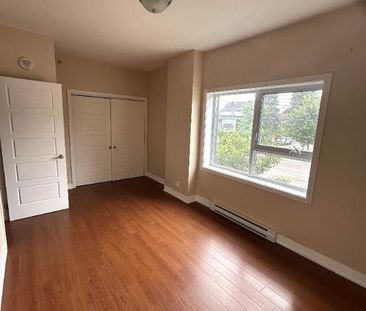 Superbe condo moderne à louer au coeur de Laval - Photo 4