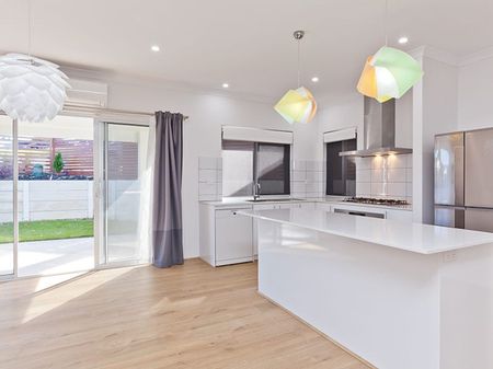 174 Weaponess Road, Wembley Downs - Photo 4