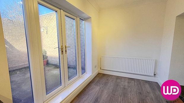 3 bedroom terraced house to rent - Photo 1