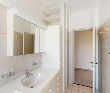 Affittasi 4.5 locali al 2° piano con balcone - Foto 4