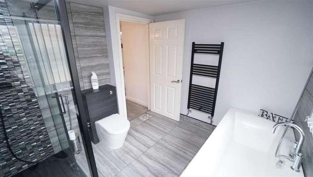 Brisbane Avenue, Bradford, BD2 - Photo 1