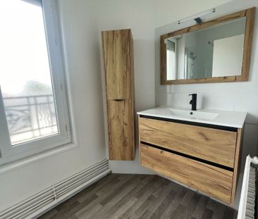 Location Appartement 3 pièces 72m² - Photo 4