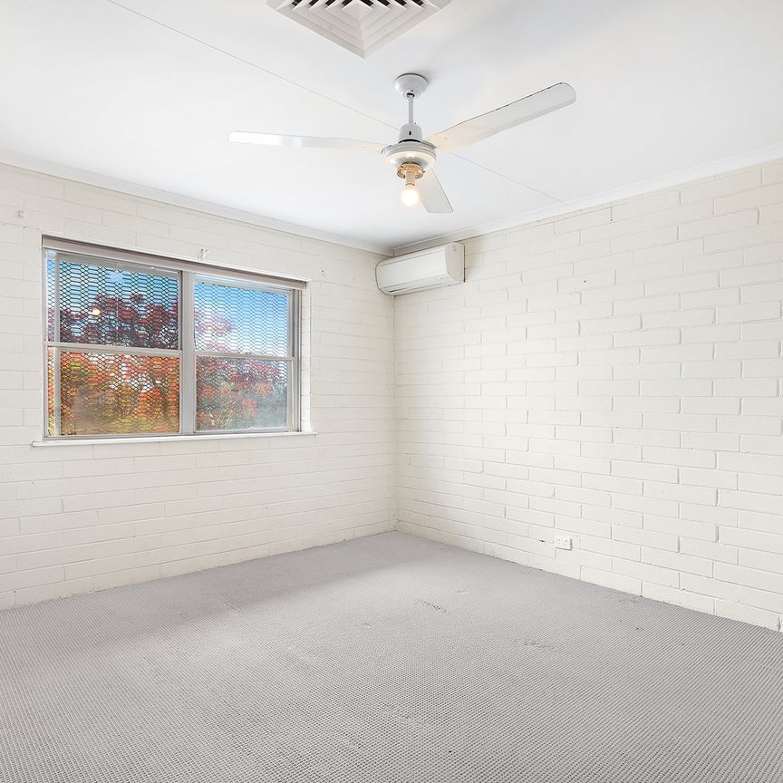 Low-Maintenance 3-Bedroom Townhouse in Bulgarra - Photo 1