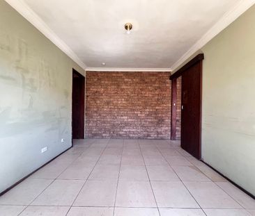 For Lease: Charming 2-Bedroom House in South Tamworth - $350/week - Photo 6