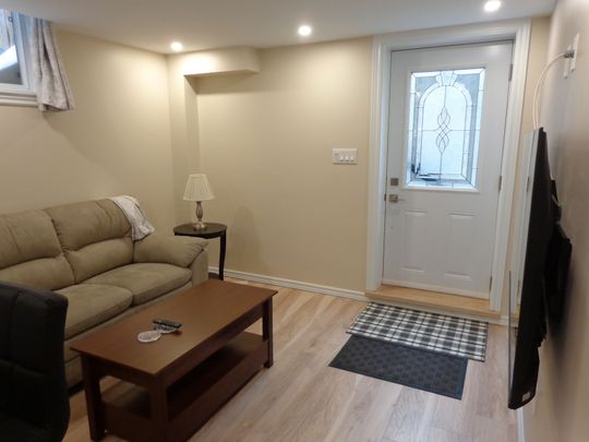 For Lease - 76 Lynch Circle, Guelph, Ontario - Photo 1