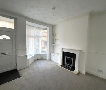 2 bedroom terraced house to rent - Photo 2