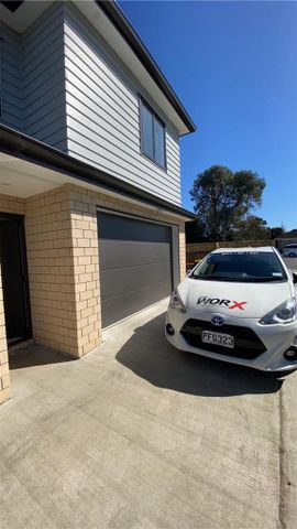 Stylish, Near New Standalone Home for Rent in Mangere East - Photo 4