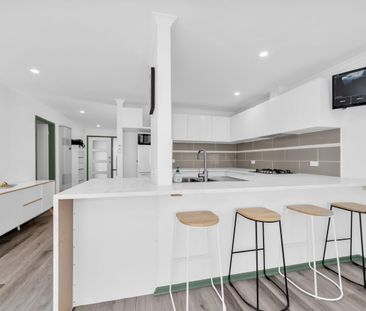 Fully Renovated Home In Cambridge - Photo 6