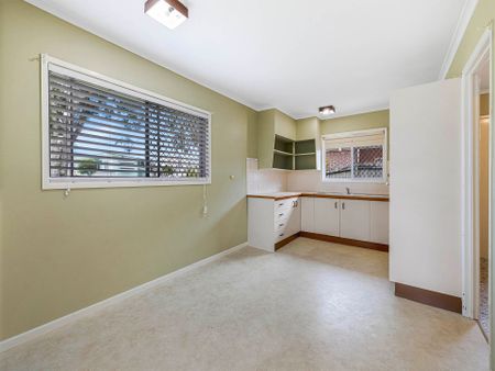 Coastal Charm in Prime Golden Beach Location - Photo 4