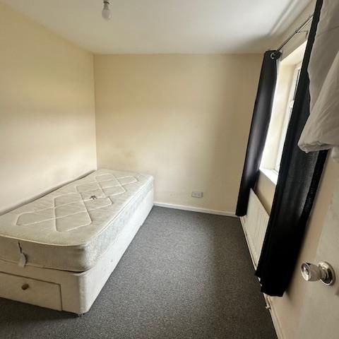 6 bedroom house of multiple occupation to rent - Photo 1