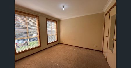 Low Maintenance - Photo 3