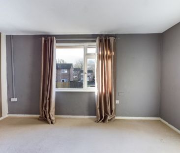 Maple Close , Cam , Dursley , Glos , GL11 - Photo 1