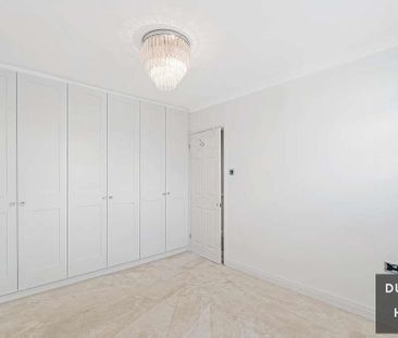 Bansons court, High Street, Ongar - Photo 2