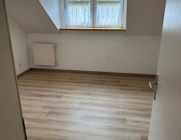 2-Zimmer-Wohnung in Essen-Borbeck Innenstadt 2.OG - Photo 1