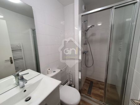 Buc Rue Louis Blériot - 2 pièces en duplex, - Photo 4