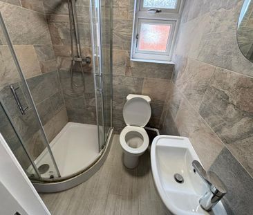 97 Leopold Street - Ultra Modern 4 Bed Loughborough - Photo 5