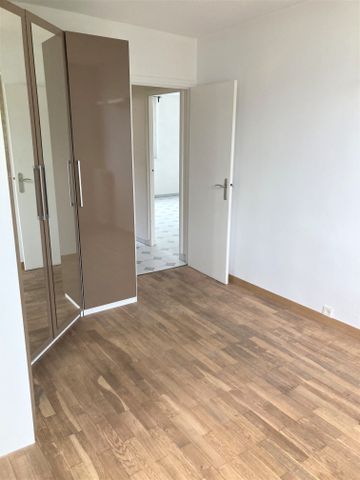 Location Appartement 3 pièces 61m² NANTERRE 92000 - Photo 2
