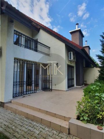 Vila 7 Camere | Erou Iancu Nicolae - Photo 2