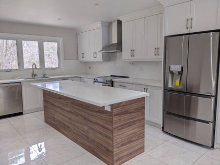 For Lease - 9779 Warden Avenue, Markham, Ontario - Photo 4