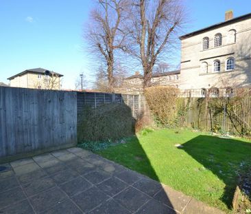 1 bedroom end of terrace house to rent - Photo 3