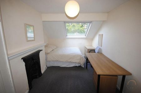 6 bedroom house to rent - Photo 3