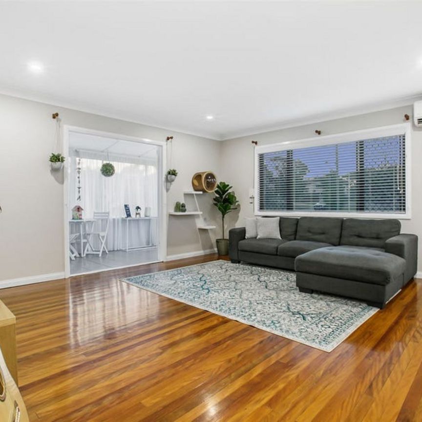 Family Home in Brighton - Photo 1