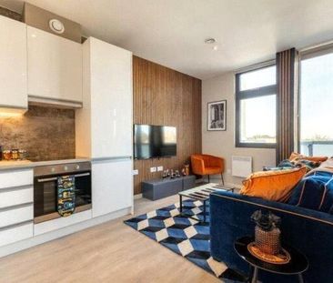 Studio to rent - Photo 1